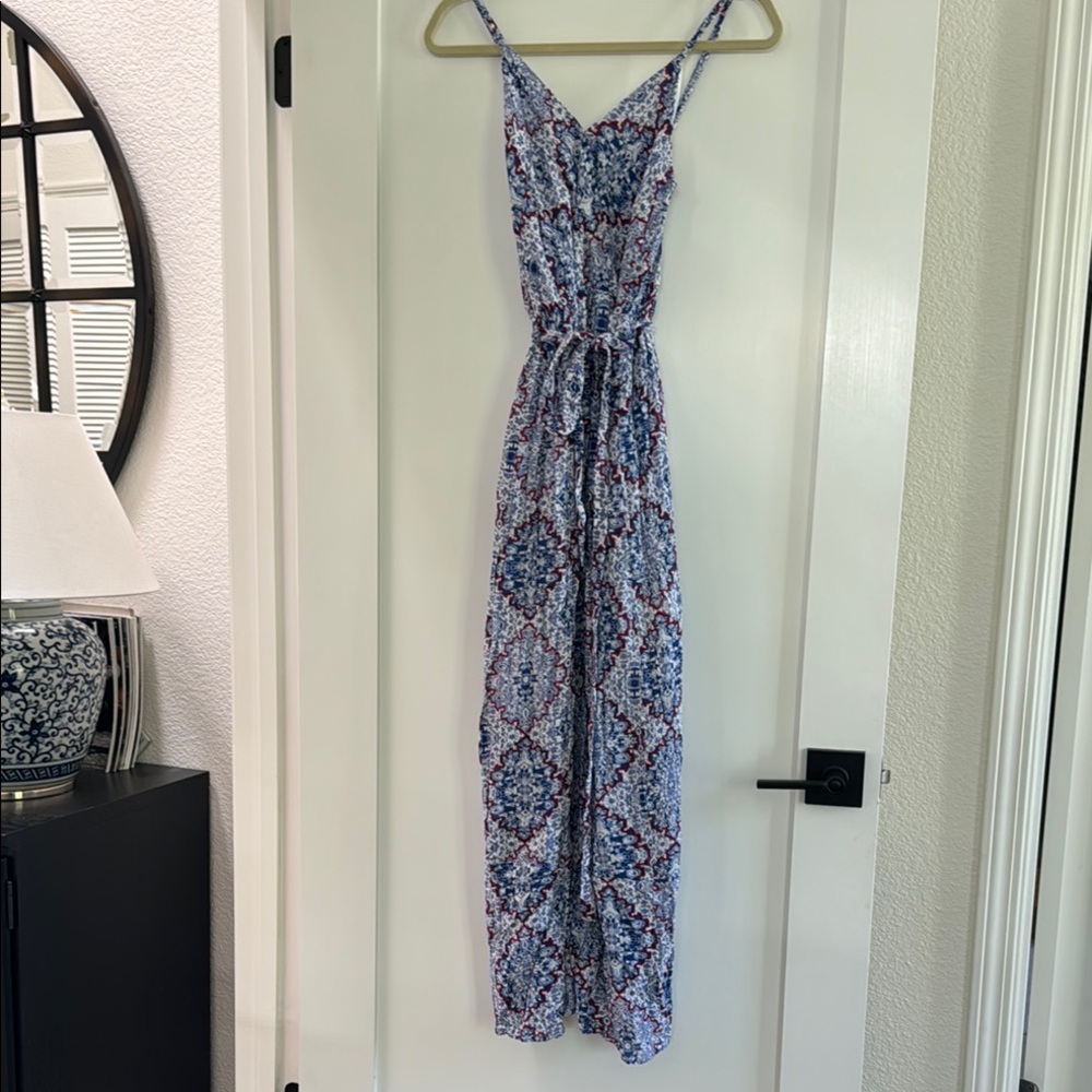 Elegant Blue and Red Patterned Maxi Dress